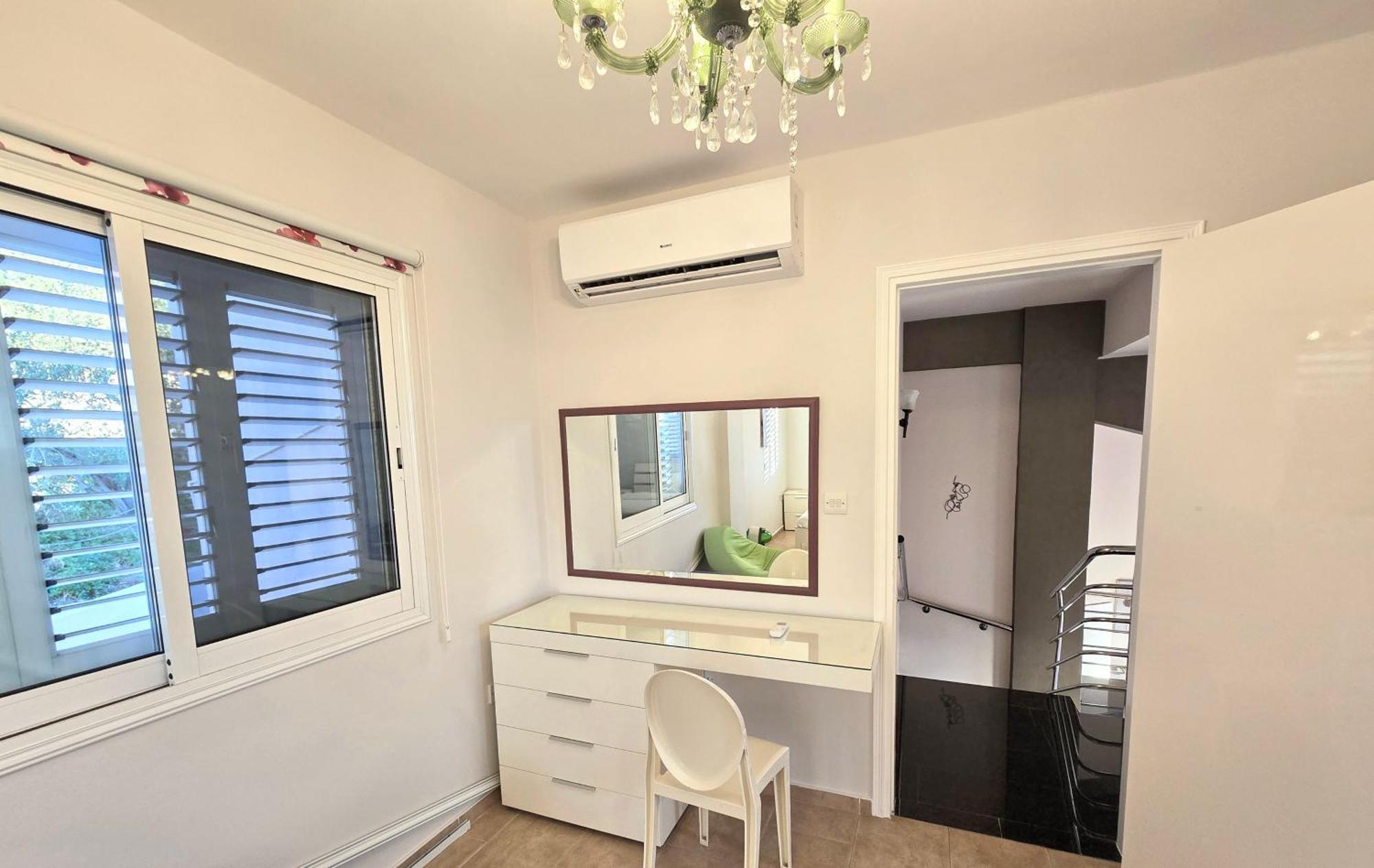 Paphos Central Penthouse Exterior photo